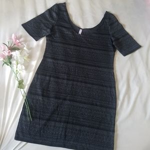LAST CHANCE Gray Patterned Dress